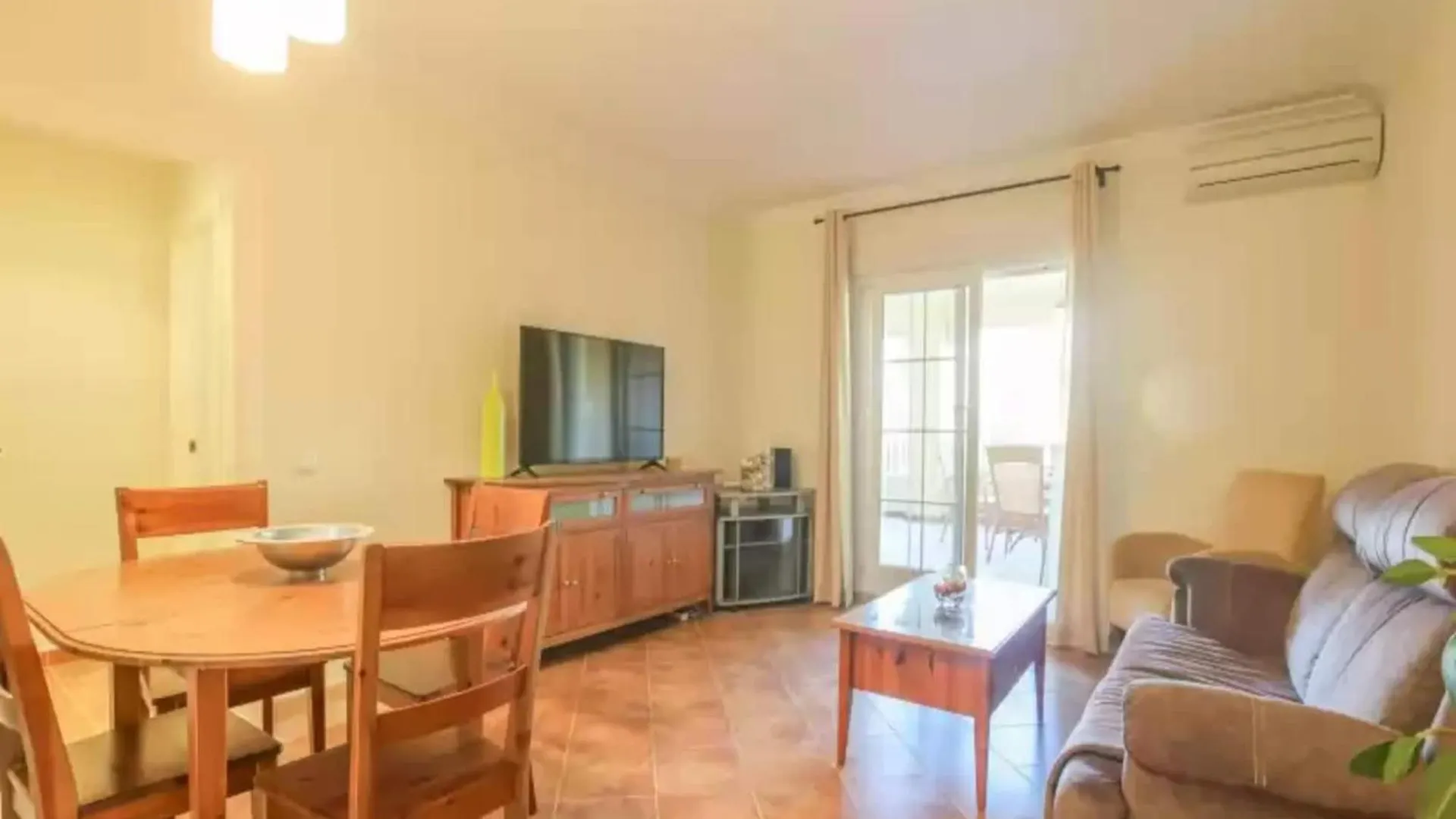 Los Haraganes - Apartment In Isla De Canela Punta del Caiman Holiday home